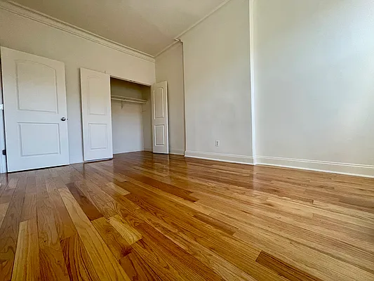 Rented by Building Equity Real Estate LLC | media 20