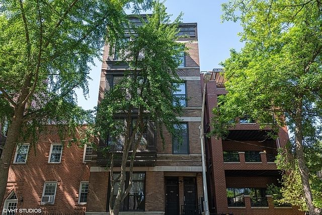 1st image of 320 W Evergreen Ave #2N