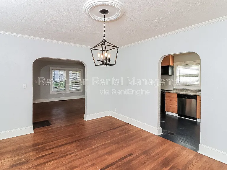 371 Haas Ave SE — Photo 6