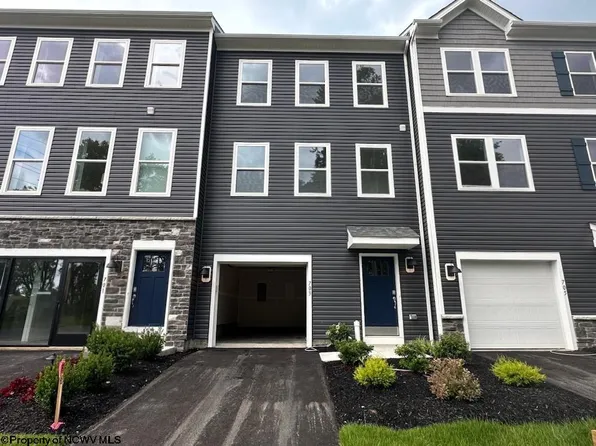 703 Hardman Dr, Morgantown, WV 26501