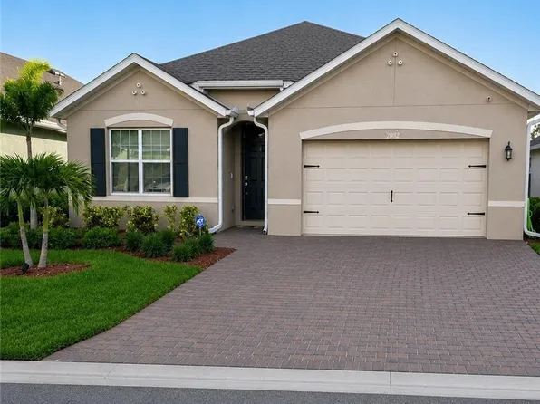 20352 Camino Torcido Loop, North Fort Myers, FL 33917