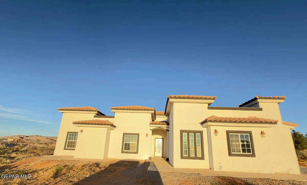 Building Photo - 5466 Buffalo Creek Dr