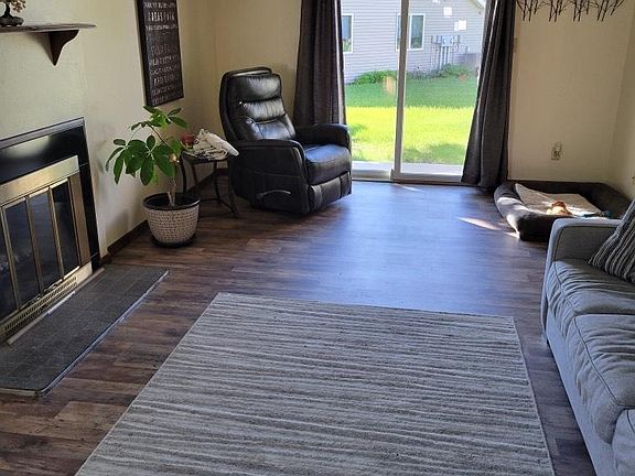 2nd image of 2811 Knight Dr APT D