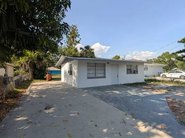 3135 Blount St, Fort Myers, FL 33916