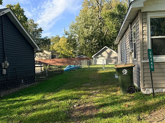2nd image of 26448 W Grapevine Ave
