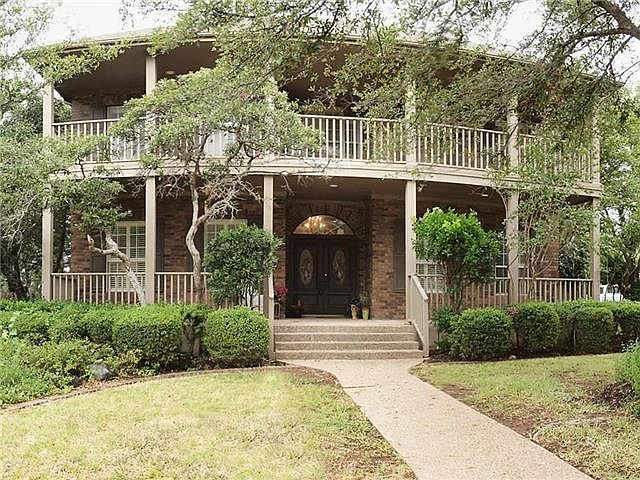 2nd image of 3102 Barton Point Dr