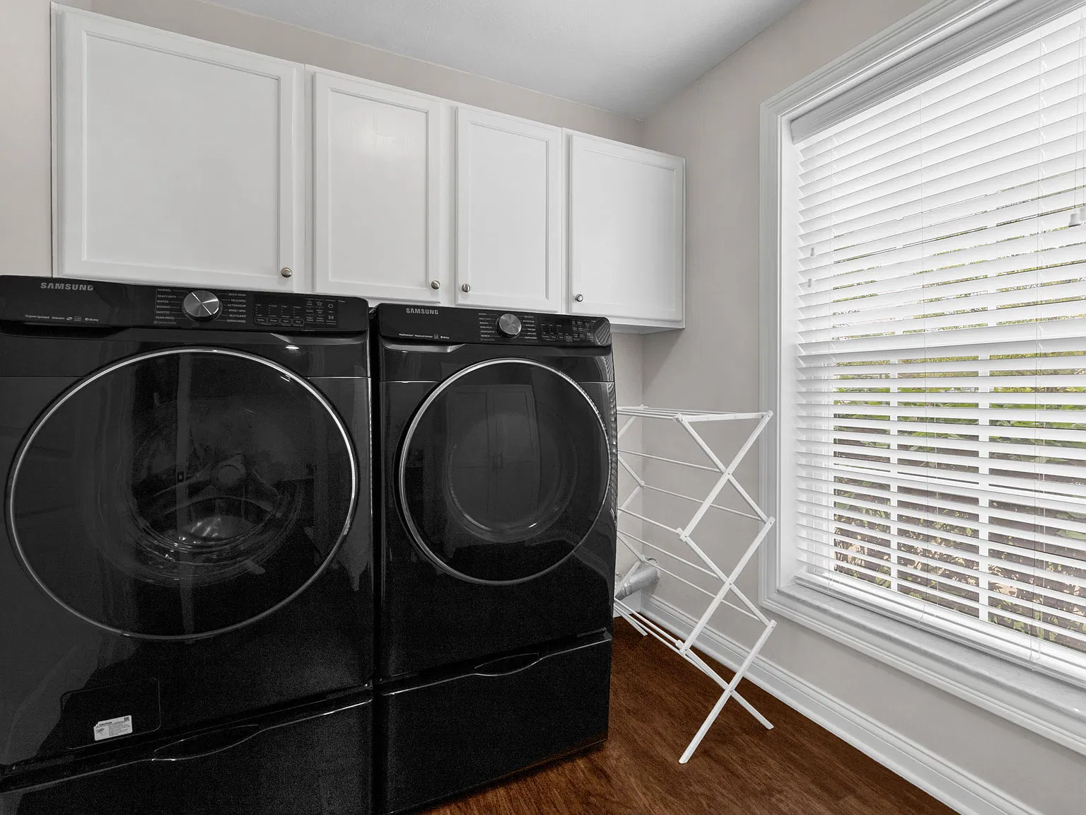 2 bed, 2.5 bath, 1304 sqft, $1,850 — Photo 4