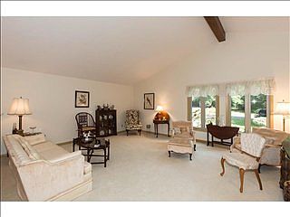 3rd image of 3152 Andover Dr