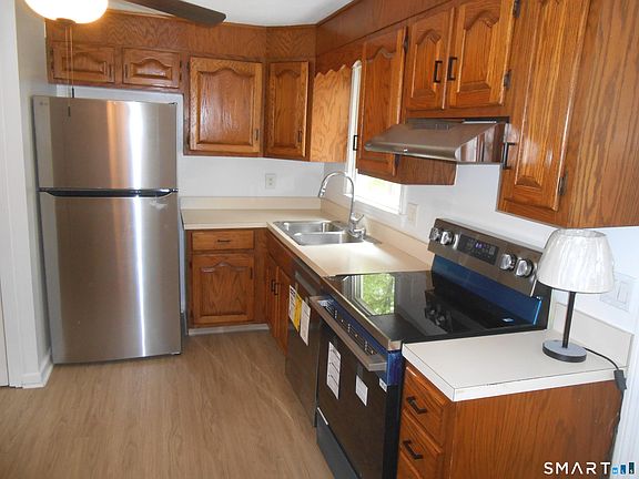 2nd image of 279 Wedgewood Drive