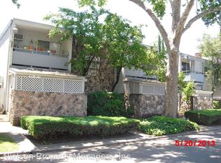 2712 O St APT 02, Sacramento, CA 95816