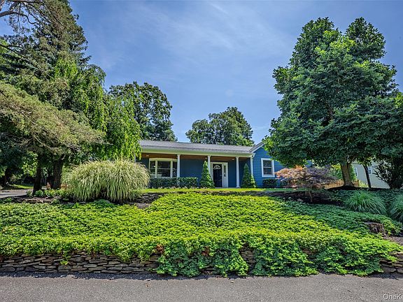 3rd image of 5 Soundview Drive