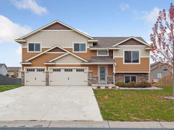 1714 Redhawk Way, Mayer, MN 55360