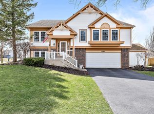 3661 Gatewood Ln, Aurora, IL