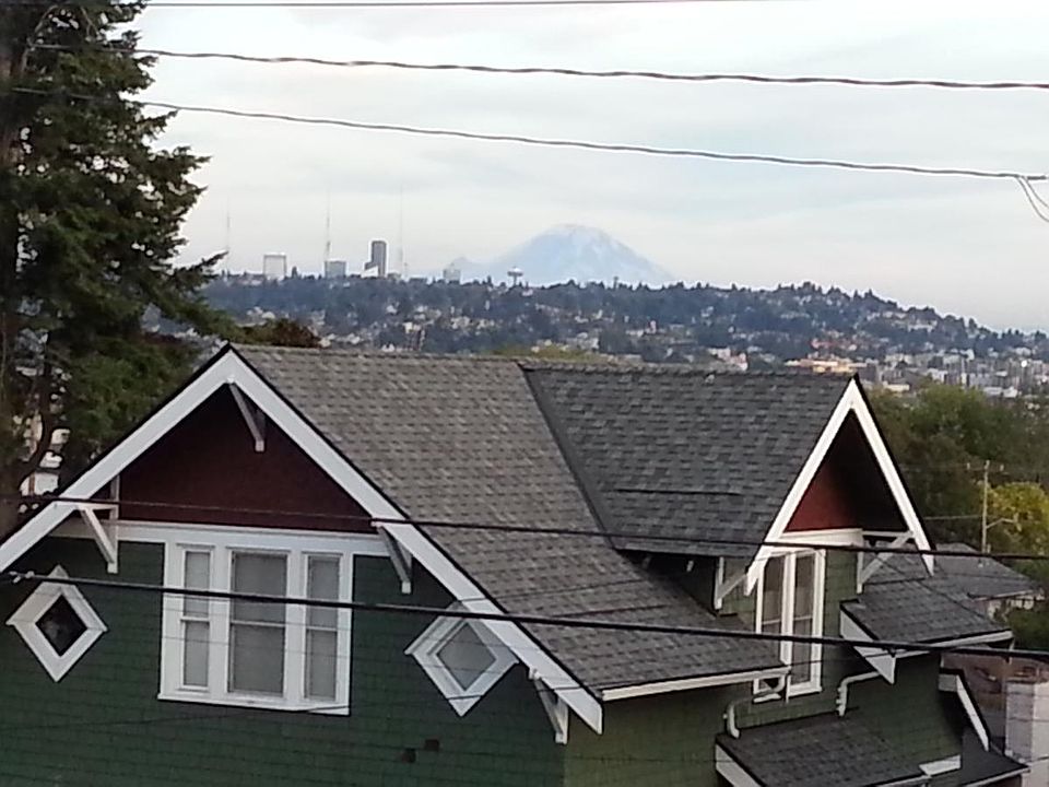 territorial view and of downtown and Mount Rainier