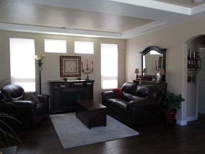 3rd image of 2673 Chaucer St