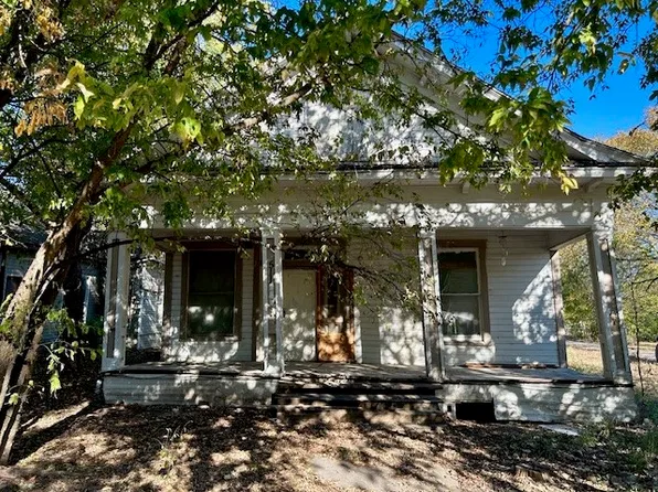 511 Ross Ave, Mart, TX 76664