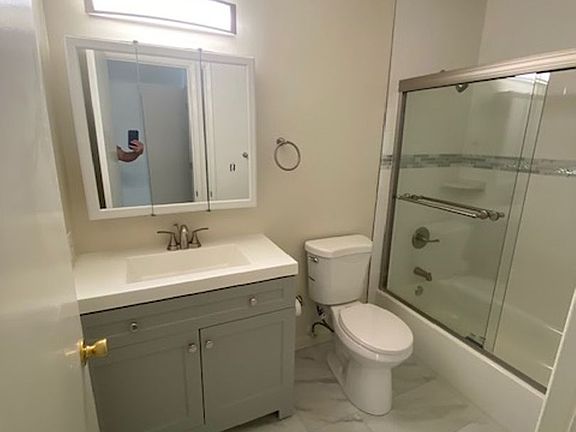 5th image of 1756 Broadway St APT 18
