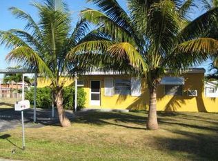 9325 SW 41 St, Miami, FL 33165