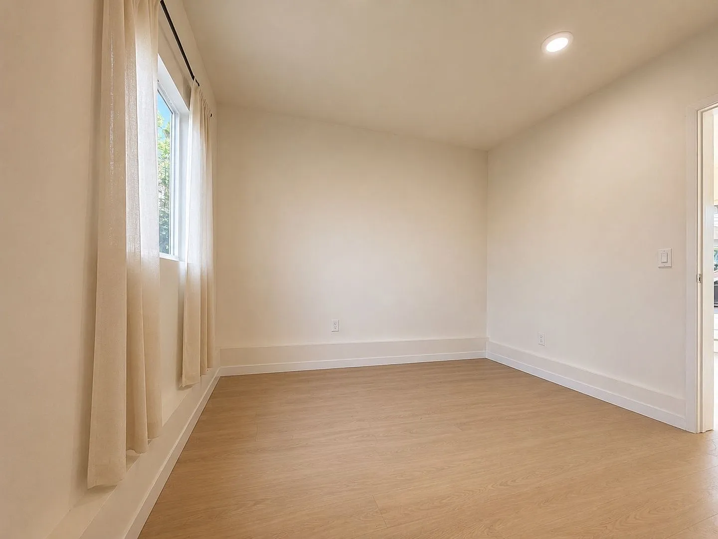 1 bed, 1.0 bath, 550 sqft, $2,195 — Photo 4