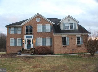 1100 Algernon Dr, Westminster, MD 21157