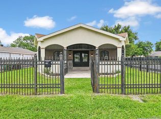 4126 W Martin St, San Antonio, TX 78207