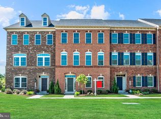 13702 Senea Dr, Gainesville, VA 20155