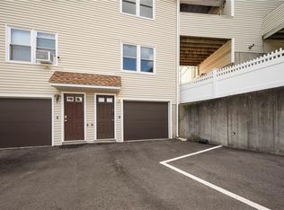 10 Burleigh St APT 3, Providence, RI 02904