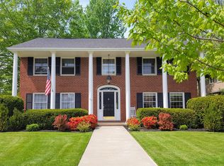 315 Parkway Dr, Berea, OH