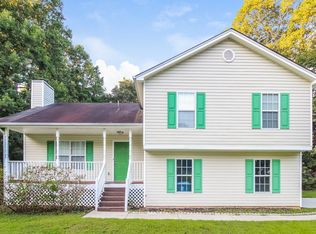 2847 James Henry Dr, Dacula, GA 30019