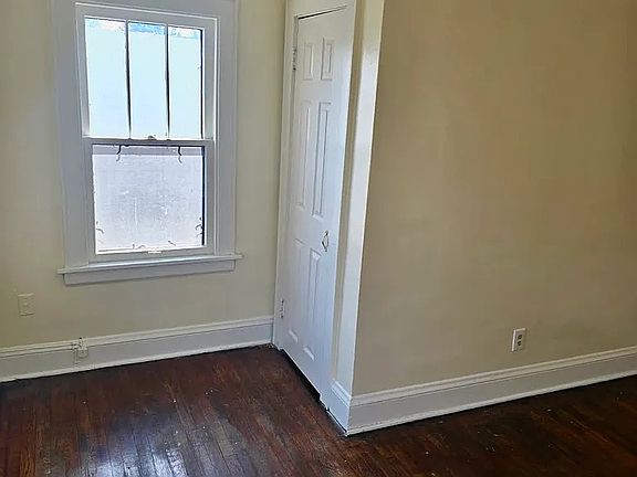 2nd image of 1404 Eastwood Ave #2B