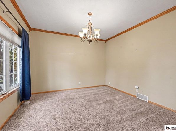 2811 Leigh Ln, Papillion, NE 68133 view 3
