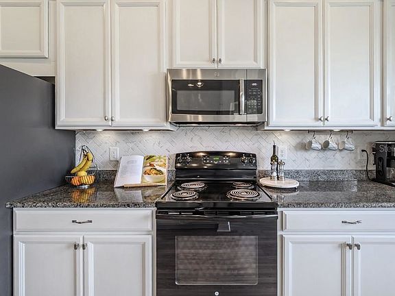3rd image of 8214 Willow Beach Dr