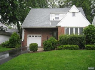 1327 Hastings St, Teaneck, NJ 07666
