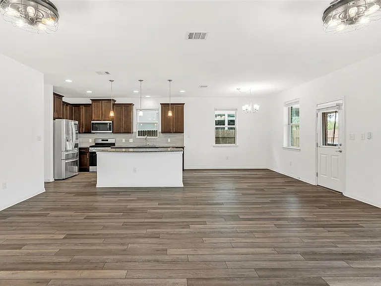 104 Turkey Creek Ln — Photo 7
