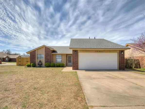 1701 Butterfield Trl, Choctaw, OK 73020