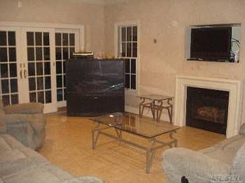 4th image of 24620 Alameda Ave