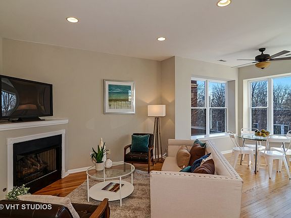 3rd image of 1344 W Bryn Mawr Ave #3E