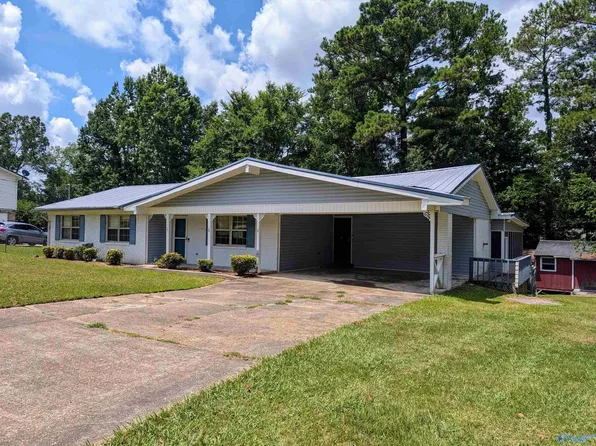 1108 Maxanna Dr, Anniston, AL 36206