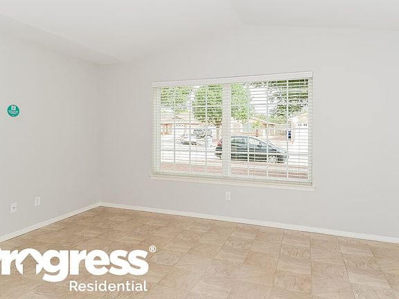3rd image of 4612 Loma Blanca Dr
