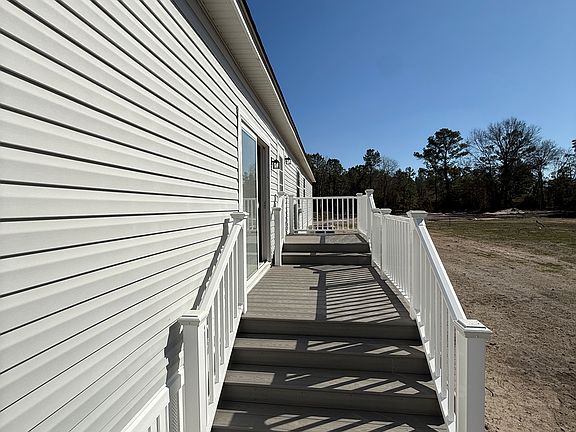 3rd image of 114 W Snowberry Ln