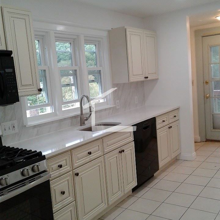 116 Lake St. Boston (Brighton) Unit Photo 2