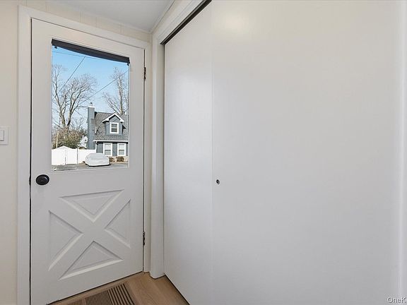 3rd image of 27 Vine Road