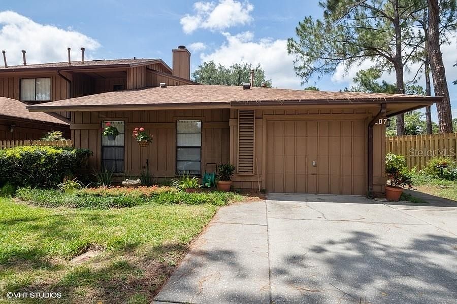 1st image of 207 Heron Bay Cir
