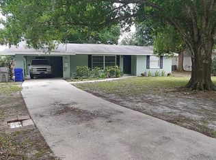 2460 53rd Ave, Vero Beach, FL 32966