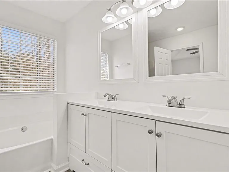 7797 Mountain Creek Way — Photo 16