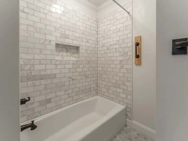 214 Chandler Walk — Photo 47