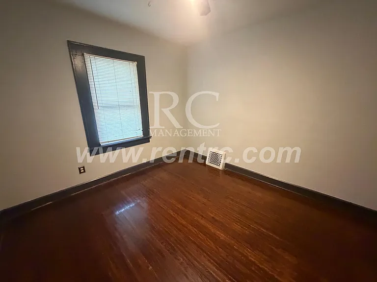 136 S Griffin St — Photo 14