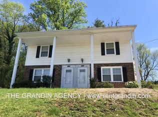 1107 Mountain View Rd, Vinton, VA 24179