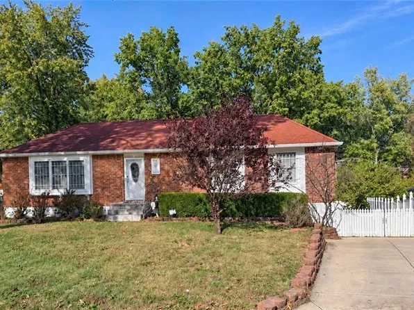 15500 E 40th St S, Independence, MO 64055