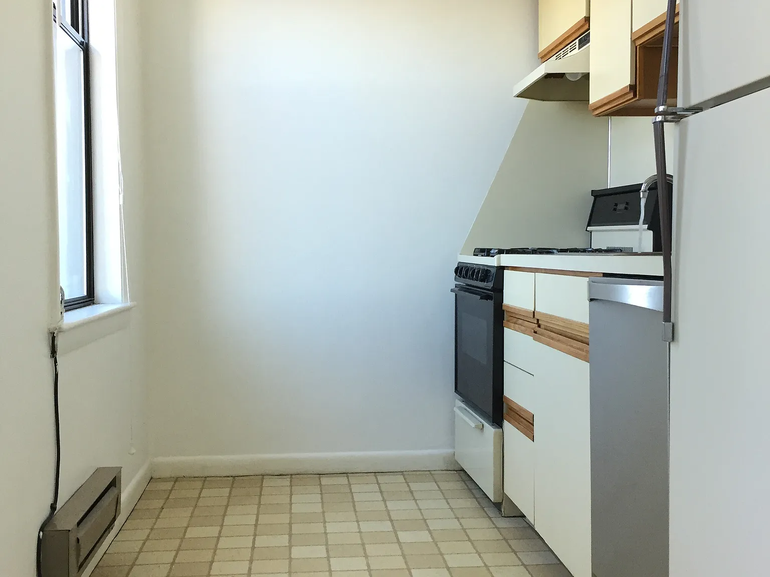 1 bed, 1.0 bath, 500 sqft, $2,350 — Photo 3